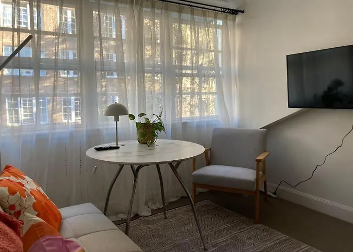 Sunny Loft Studio