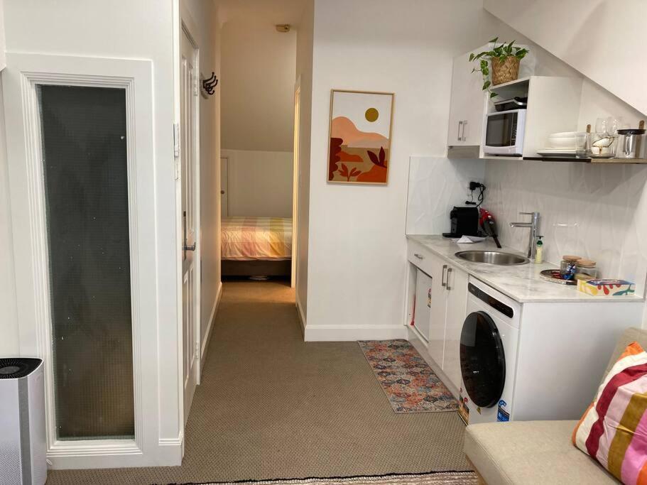 Sunny Loft * Sydney